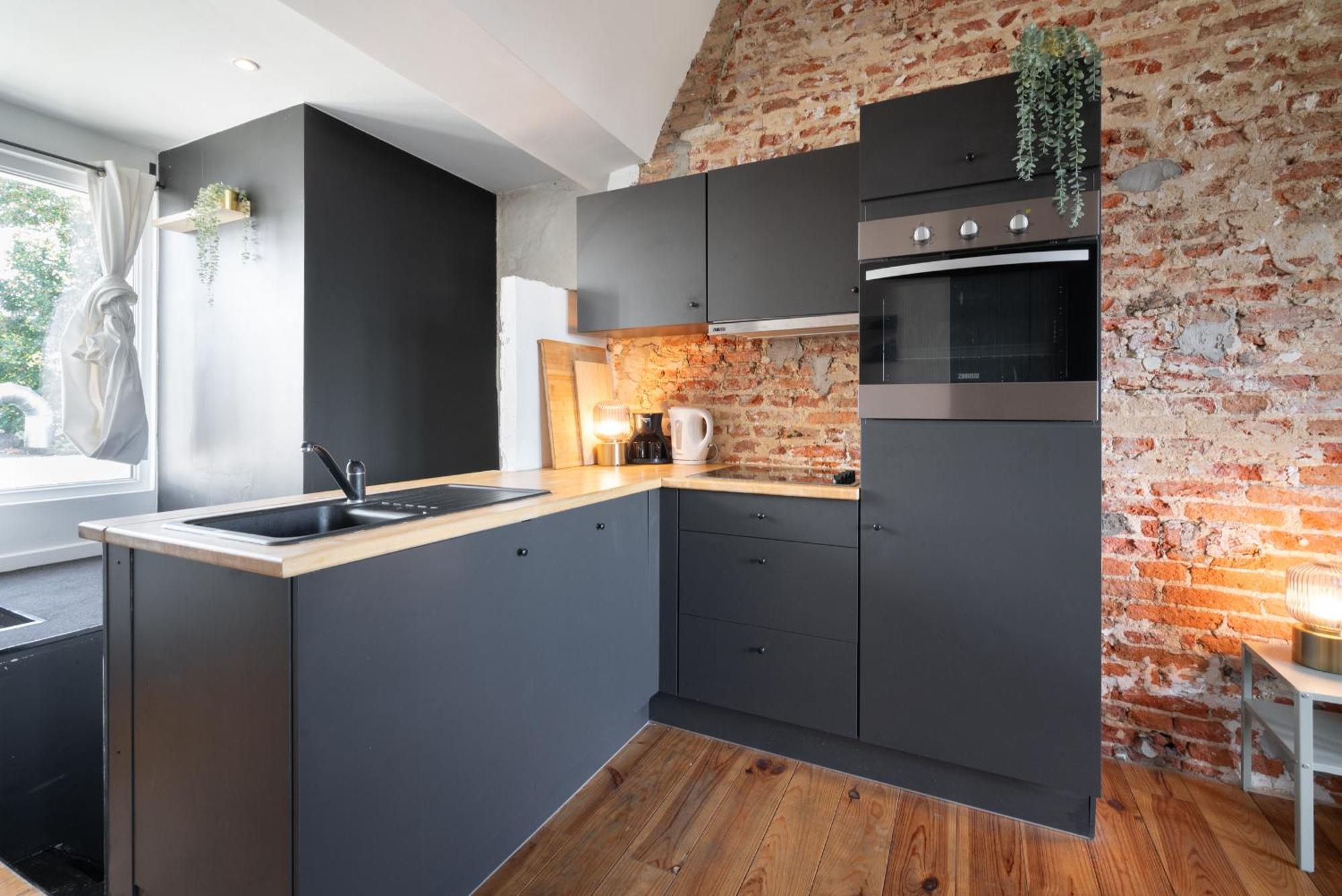 Charming Two-Bedroom River Side Apartment Anversa Esterno foto